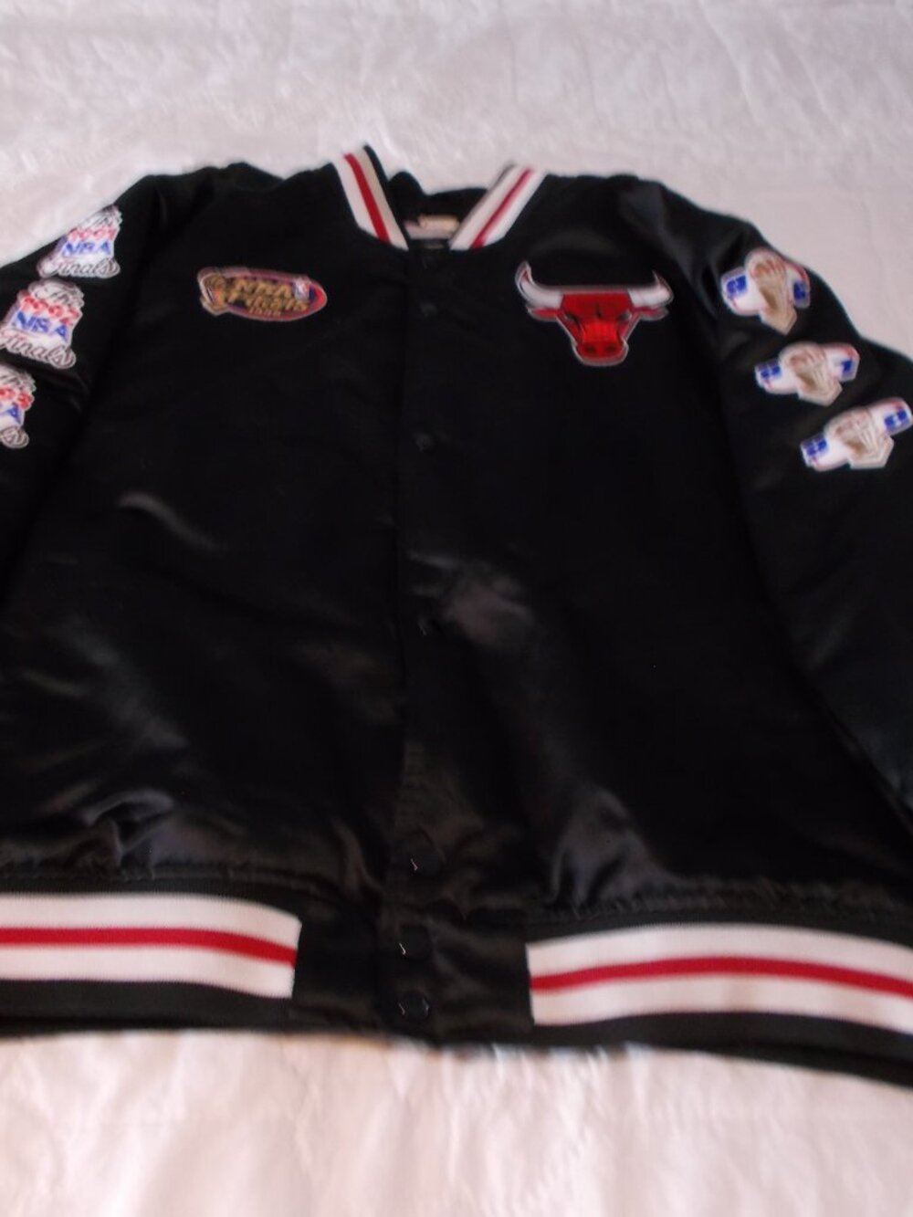 Mitchell & Ness Chicago Bulls NBA Finals '98 Satin Jacket 2X-Large 1996-97-98